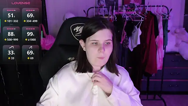 AmyVibess online show from 07-17-26, 06:02