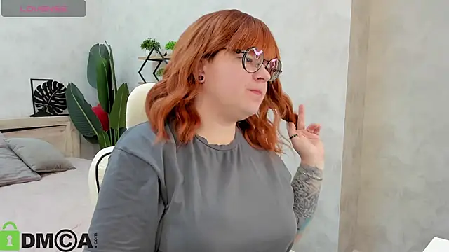 Michelle Wilsson online show from 10-13-25, 07:52