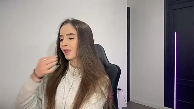 Snapshot of s_meow chatting on 12-02-25, 10:38 s meow online show from 12-02-25, 10:38