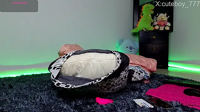 Danny cute 05 online show from 11-04-25, 09:30