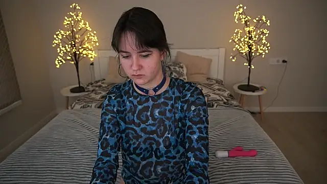 BerryDiva online show from 09-19-25, 06:15