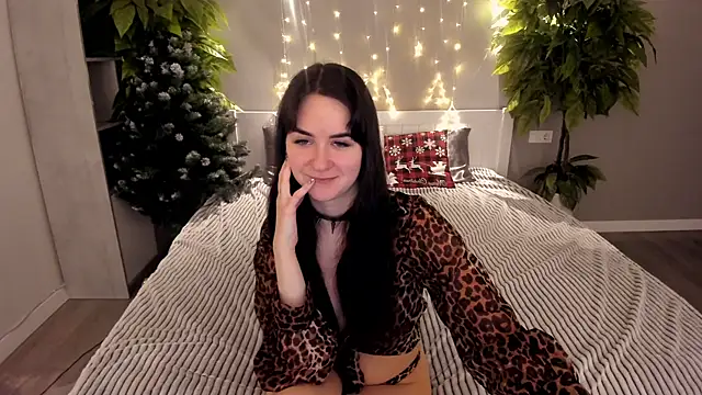 Snapshot of BerryDiva chatting on 01-12-26, 09:20 BerryDiva online show from 01-12-26, 09:20