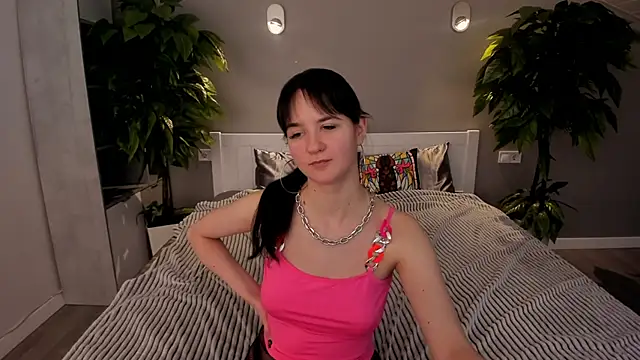 Snapshot of BerryDiva chatting on 02-05-26, 02:22 BerryDiva online show from 02-05-26, 02:22