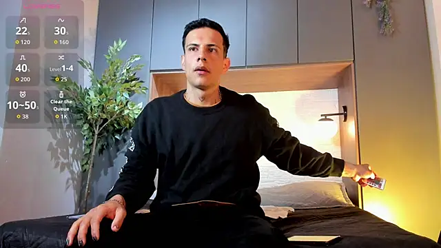 Snapshot of Dustin_Sonne chatting on 10-10-25, 03:38 Dustin Sonne online show from 10-10-25, 03:38