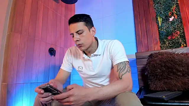 Dustin Sonne online show from 01-14-26, 03:45