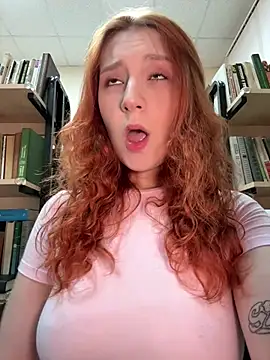 Snapshot of katexxxx chatting on 06-30-26, 07:15 katexxxx online show from 06-30-26, 07:15