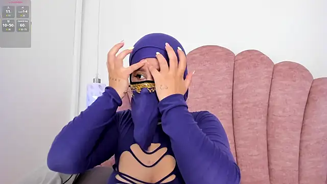 Snapshot of halabi_saha chatting on 09-12-25, 01:11 halabi saha online show from 09-12-25, 01:11