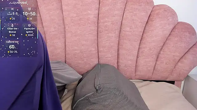 Snapshot of halabi_saha chatting on 11-10-25, 01:10 halabi saha online show from 11-10-25, 01:10