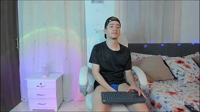 ThiagooJames online show from 01-10-26, 05:09