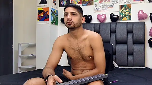 Snapshot of ashtoncooperr chatting on 09-13-25, 06:29 ashtoncooperr online show from 09-13-25, 06:29