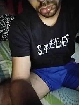 ashtoncooperr online show from 11-08-25, 06:02