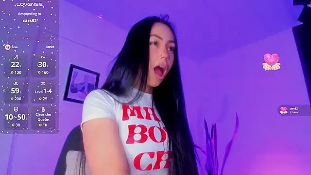 Snapshot of brithanygate chatting on 11-20-25, 02:28 brithanygate online show from 11-20-25, 02:28