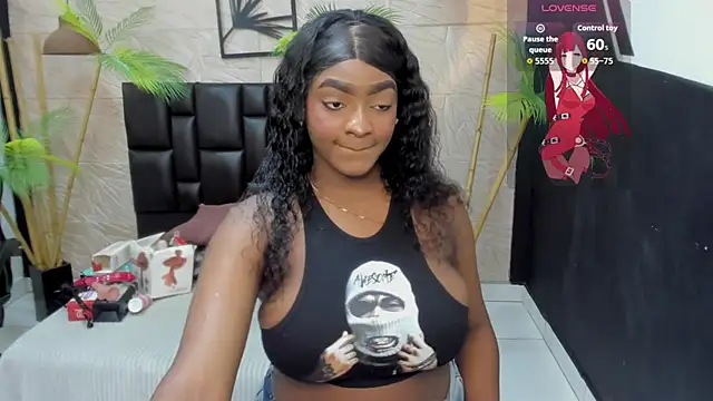 Snapshot of alana_bonny chatting on 02-13-26, 12:34 alana bonny online show from 02-13-26, 12:34