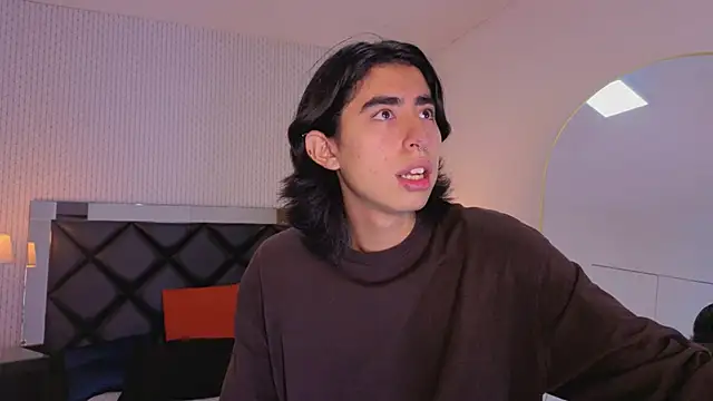 ryo light online show from 10-20-25, 08:20