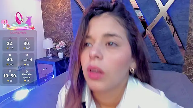 Snapshot of bianca_vega_ chatting on 12-15-25, 11:14 bianca vega online show from 12-15-25, 11:14