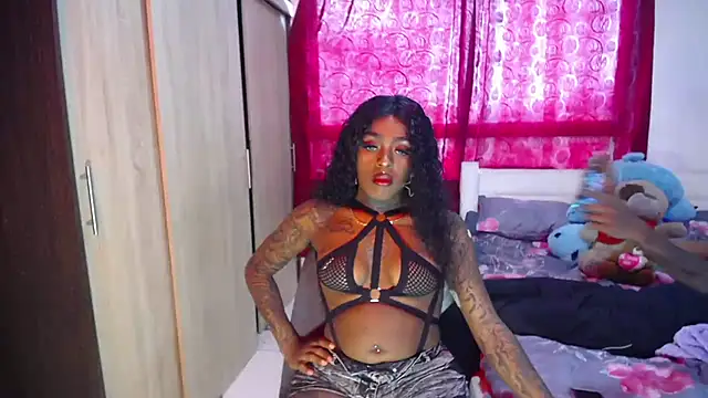 Snapshot of pink_7777 chatting on 12-18-25, 07:42 pink 7777 online show from 12-18-25, 07:42