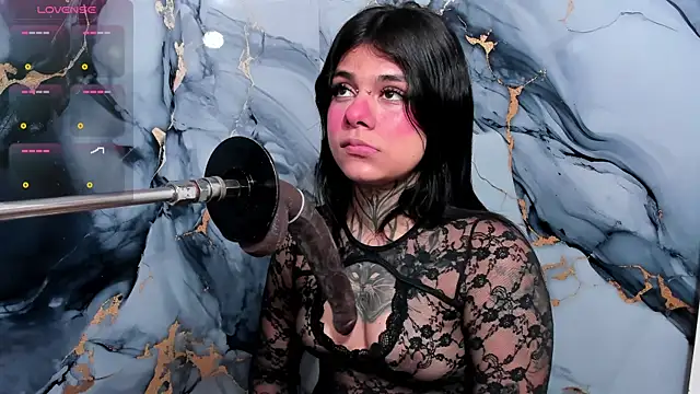 Snapshot of Emily_Evo chatting on 11-05-25, 07:36 Emily Evo online show from 11-05-25, 07:36