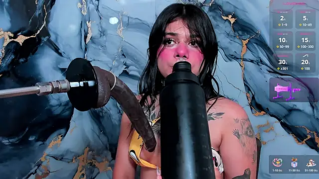 Snapshot of Emily_Evo chatting on 11-06-25, 07:37 Emily Evo online show from 11-06-25, 07:37