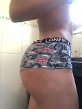 Snapshot of MusaAyla chatting on 11-28-25, 01:25 MusaAyla online show from 11-28-25, 01:25