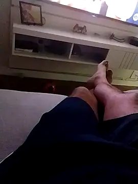 Snapshot of LeoMaduroSP chatting on 09-13-25, 01:27 LeoMaduroSP online show from 09-13-25, 01:27