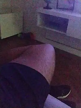 Snapshot of LeoMaduroSP chatting on 11-20-25, 04:12 LeoMaduroSP online show from 11-20-25, 04:12