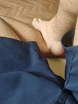 Snapshot of LeoMaduroSP chatting on 11-24-25, 01:33 LeoMaduroSP online show from 11-24-25, 01:33