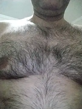 Snapshot of LeoMaduroSP chatting on 11-26-25, 03:51 LeoMaduroSP online show from 11-26-25, 03:51