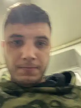 Snapshot of kisspussy1993 chatting on 12-04-25, 04:33 kisspussy1993 online show from 12-04-25, 04:33