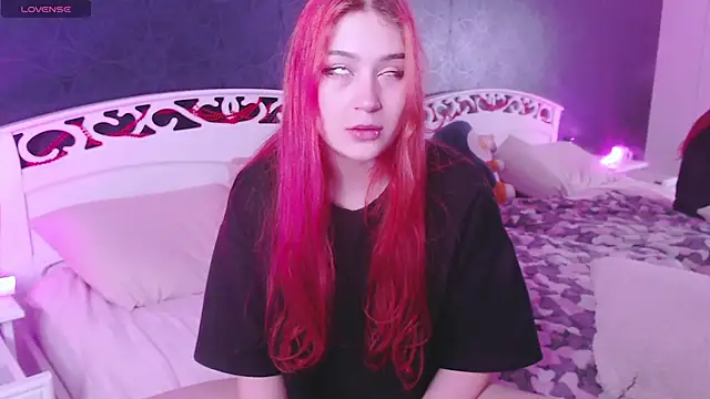 Snapshot of Lili_Luuu chatting on 01-19-26, 03:43 Lili Luuu online show from 01-19-26, 03:43