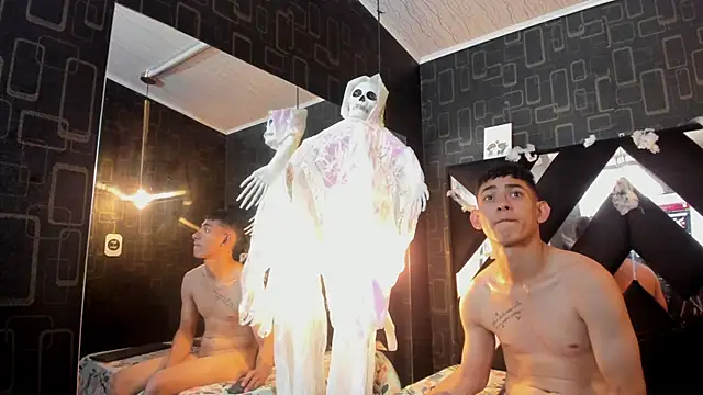 Liam and Barbie online show from 10-19-25, 03:40