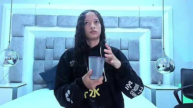 JuliettaBleer online show from 09-20-25, 11:55