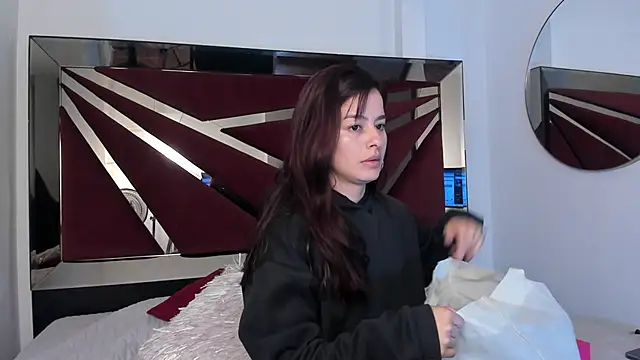 valerieMattson online show from 10-09-25, 02:26