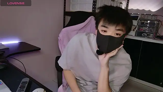 Snapshot of doggyman523 chatting on 11-03-25, 04:30 doggyman523 online show from 11-03-25, 04:30