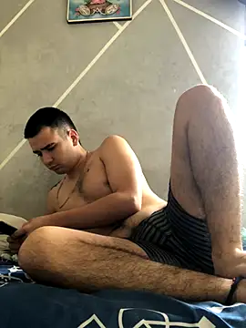 Snapshot of Cesar_Augusto chatting on 10-20-25, 01:11 Cesar Augusto online show from 10-20-25, 01:11