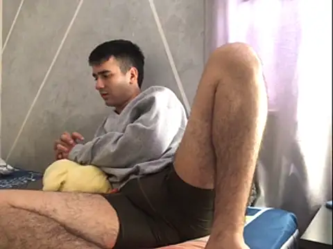 Snapshot of Cesar_Augusto chatting on 03-03-26, 04:13 Cesar Augusto online show from 03-03-26, 04:13