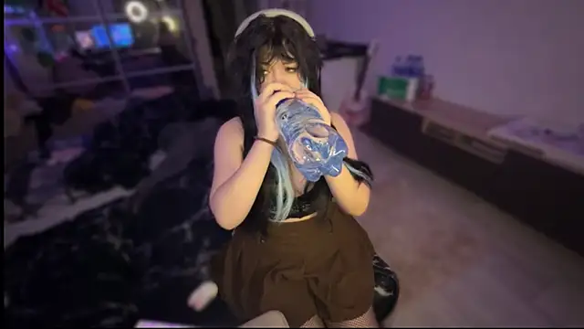 nikoli naw online show from 11-25-25, 11:16