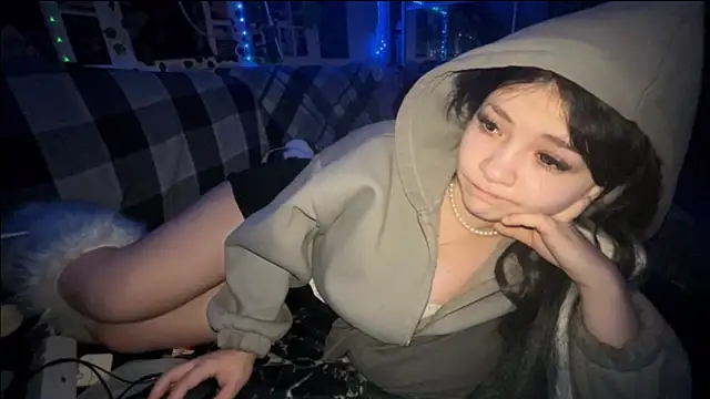 Snapshot of nikoli_naw chatting on 02-11-26, 09:09 nikoli naw online show from 02-11-26, 09:09