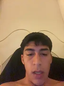 Snapshot of BadboyXXXMZ chatting on 03-08-26, 05:44 BadboyXXXMZ online show from 03-08-26, 05:44