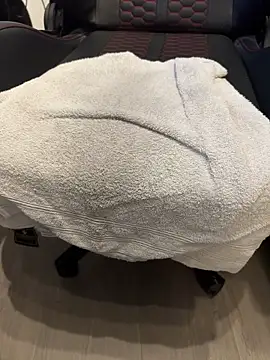 Snapshot of rbakkk chatting on 09-17-25, 04:08 rbakkk online show from 09-17-25, 04:08