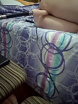 Snapshot of Ivaemi1 chatting on 01-11-26, 12:59 Ivaemi1 online show from 01-11-26, 12:59