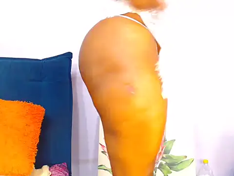 Snapshot of SexyScarlet101 chatting on 09-22-25, 08:55 SexyScarlet101 online show from 09-22-25, 08:55