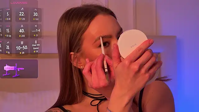 Ashley Roys online show from 03-24-26, 03:28