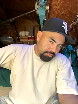 Snapshot of Jonathanfrom420 chatting on 09-16-25, 11:33 Jonathanfrom420 online show from 09-16-25, 11:33