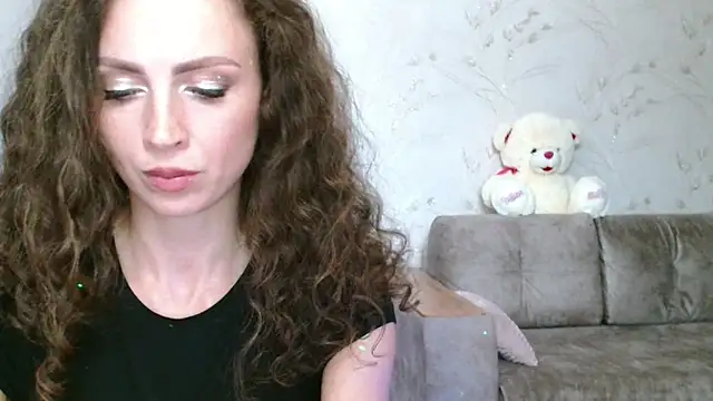 Amber Carrol online show from 04-01-26, 04:04