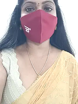 Snapshot of shivani27 chatting on 12-19-25, 07:54 shivani27 online show from 12-19-25, 07:54