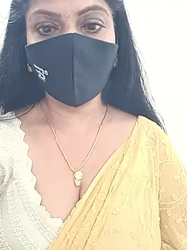 Snapshot of shivani27 chatting on 01-11-26, 10:04 shivani27 online show from 01-11-26, 10:04