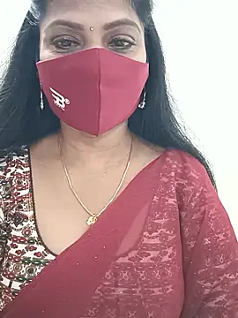 Snapshot of shivani27 chatting on 01-13-26, 03:39 shivani27 online show from 01-13-26, 03:39