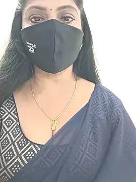 Snapshot of shivani27 chatting on 02-12-26, 03:07 shivani27 online show from 02-12-26, 03:07