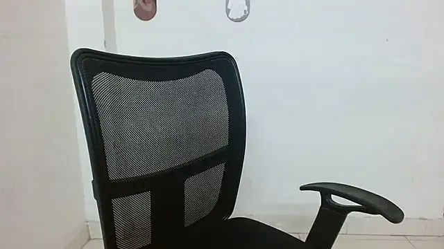 Snapshot of its_rida chatting on 11-30-25, 03:21 its rida online show from 11-30-25, 03:21