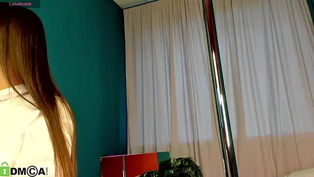 Snapshot of Lillie_Miller chatting on 02-27-26, 03:06 Lillie Miller online show from 02-27-26, 03:06